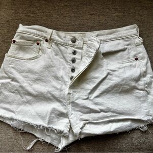 Levi's White Jean Shorts High-Waisted Frayed Hem